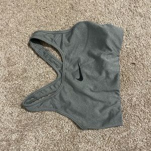 Nike dri-fit sports bra small